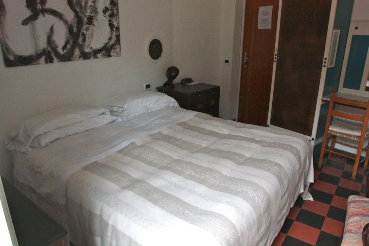 Hotel Gianni Franzi Вернаца Екстериор снимка